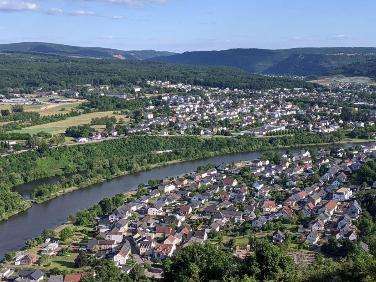 Gemuetliche 90 Qm Wohnung In Saarburg, Zentral Gelegen, Garten Mit Aussicht, Separater Eingang المظهر الخارجي الصورة