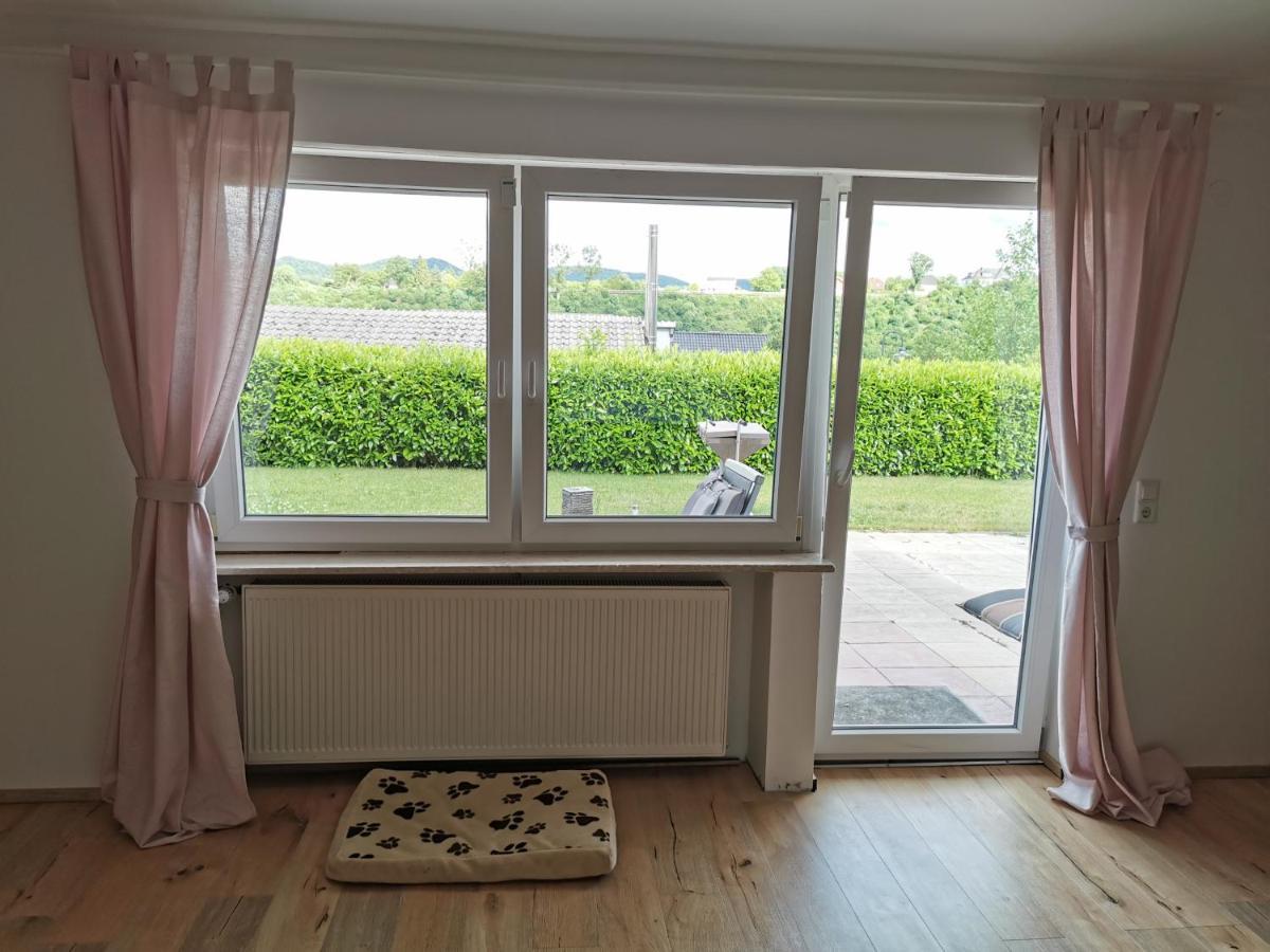 Gemuetliche 90 Qm Wohnung In Saarburg, Zentral Gelegen, Garten Mit Aussicht, Separater Eingang المظهر الخارجي الصورة