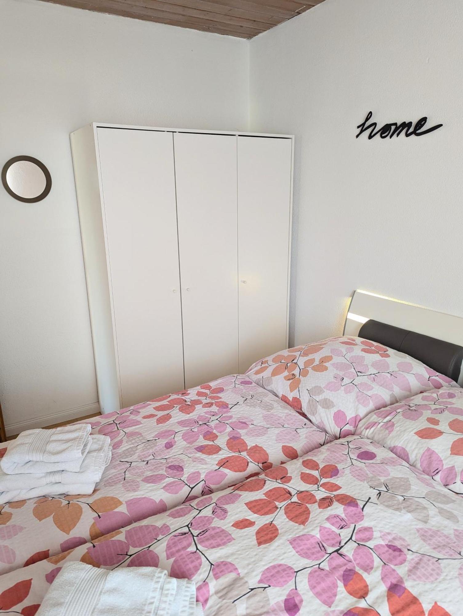 Gemuetliche 90 Qm Wohnung In Saarburg, Zentral Gelegen, Garten Mit Aussicht, Separater Eingang المظهر الخارجي الصورة